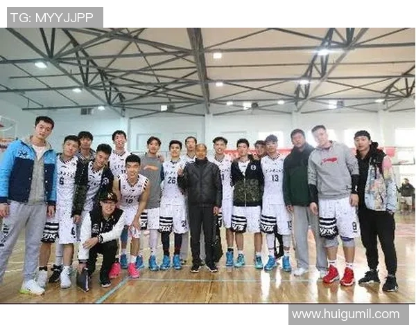 北体与华电CUBA对决精彩纷呈球员们展现青春风采与竞技精神 北体与华电CUBA对决精彩纷呈球员们展现青春风采与竞技精神