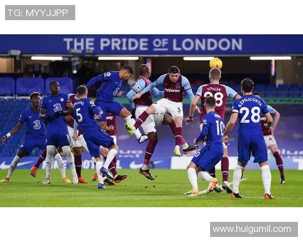 曼城与巴萨激战正酣足球游戏中的经典对决与战术较量